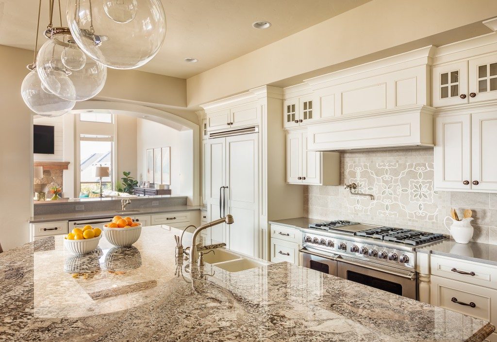 Beautiful White Kitchen with Quartz Countertop